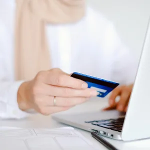 Pack IA Site vitrine WordPress – 7-10 pages + options & hébergement + Blog 5 pages rédigées sur votre thématiques par IA. Peut etre complété par un pack SEO. 4 pexels shvetsa 4482896 Site e-commerce Woocommerce/Wordpress + SEO CLEATIS 12 mois 24P/24BL
